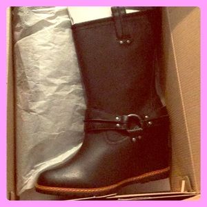 🎅🏽SALE🎅🏽 Skechers plus 3 boots hidden wedge